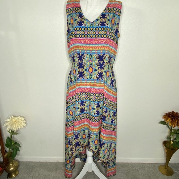 Maia Paisley Print Sleeveless Maxi Dress - Picture 1 of 8